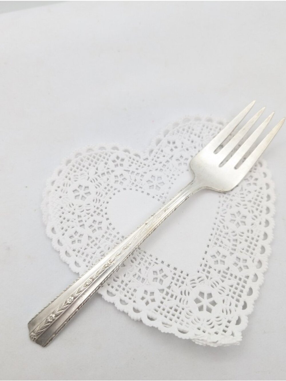 1938 Wallace Roseanne Silverplate Fork serv? Art deco regencycore teaparty 7.7"